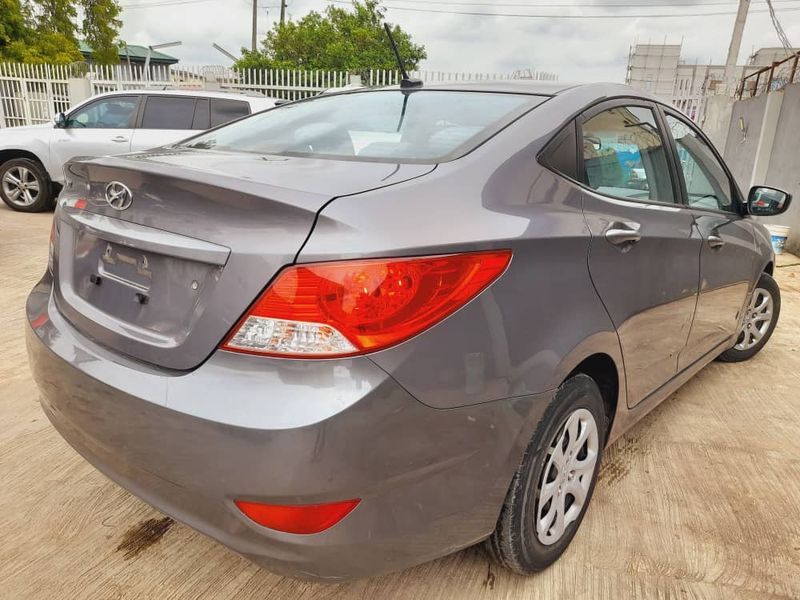 Thumbnail 2 of 2013 Hyundai Accent